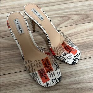 Steve Madden newspaper-print slip-on pumps heels size 9.5